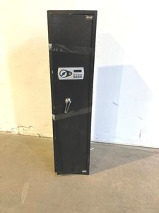 lot 21 image: AEGIS Quick Access Black 5-Rifle Gun Safe with Separate Ammo Pistol Lock Box