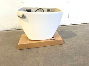 lot 26 image: American Standard Cadet 3 White 1.28 GPF Single Flush Toilet Tank