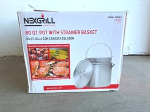 lot 50 image: Nexgrill 80 Qt. Aluminum Stock Pot and Strainer
