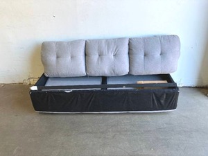 lot 58 image: 79.9 in. Light Grey Linen Upholstered 3-Seal Modern Sofa
