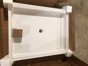 Veritek 34 in. x 42 in. Single Threshold Center Drain Shower Pan in White by Swan Customer Returns See Pictures