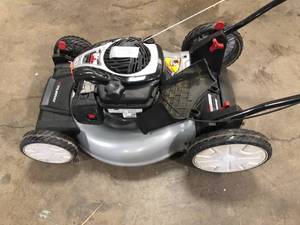 21 in. 140 cc Briggs and Stratton Walk Behind Gas Push Lawn Mower with Height Adjustment and Prime N Pull Start by Murray   Customer Returns See Pictures