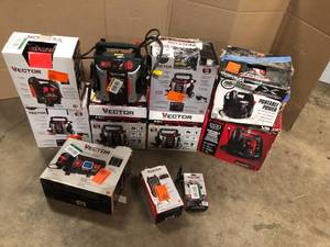 Lot of Assorted Portable Power Stations Customer Returns See Pictures