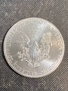 2014 AMERICAN SILVER EAGLE 1 TROY OZ .999 FINE SILVER DOLLAR