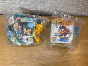 lot 18 image: Vintage Burger King Toys CatDog, Mr Potato Head