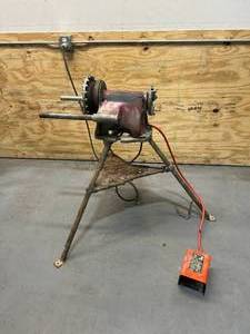 lot 13 image: RIDGID 300 Pipe Threader