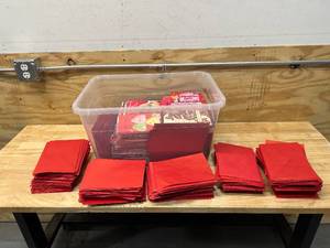 lot 82 image: Valentines Day Cards with Envelopes
