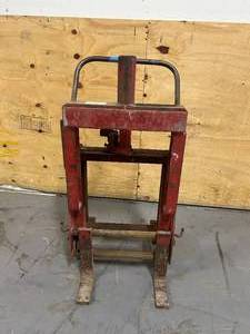 lot 42 image: ROL-A-LIFT M4
