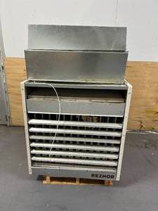 lot 79 image: REZNOR F-400 Natural Gas Heater