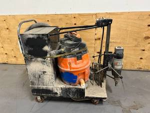 lot 101 image: Coring Rig
