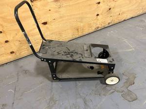 lot 102 image: 4 Wheel Cart
