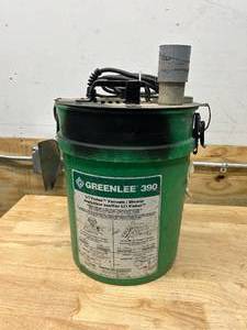 lot 56 image: GREENLEE 390 VacuumBlower Power Fishing System