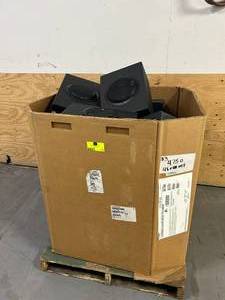 lot 133 image: Gaylord Full of Home AudioCar Audio Speakers