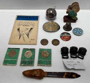 lot 134 image: Group Of Misc. Vintage Items Including Texas Belt Buckle