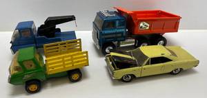 lot 184 image: Group Of Misc. Vintage Metal Toys Including Ertl (Plastic Tire Supports Broke Needs New), Tonka And More