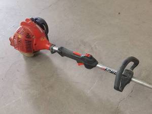 lot 31 image: Echo SRM-225 Grass Trimmer