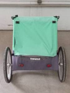 lot 17 image: Thule 2-Seater Bicycle Trailer