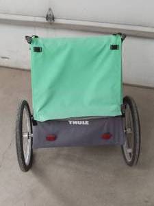 lot 18 image: Thule 2-Seater Bicycle Trailer