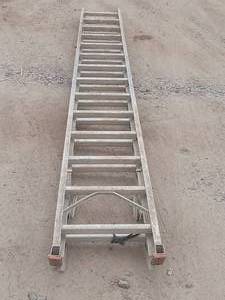 lot 22 image: Sears 26ft Aluminum Extension Ladder