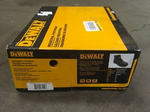 Mens Halogen 6 Work Boots - Steel Toe - Black Full Grain Size 9.5(M) by DEWALT   Customer Returns See Pictures