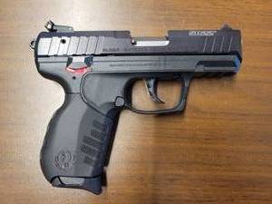 lot 10 image: Ruger SR22 Pistol with 3 Magazines (brand new)
