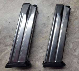 lot 37 image: Springfield XDM Hi Cap 19 Round Magazines