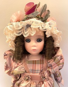 lot 51 image: Lenox China Doll Amanda with Glass Sided Case