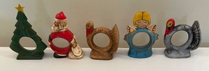 lot 59 image: Festive Ceramic Napkin Rings