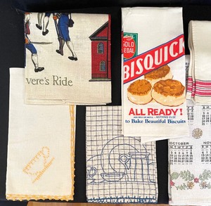 lot 65 image: Variety of Vintage Dishtowels