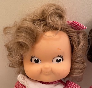 lot 93 image: Campbells Kids 1988 Special Edition Dolls