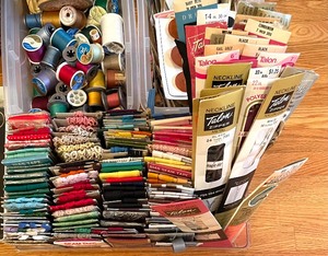 lot 110 image: Large Lot of Sewing Notions and More
