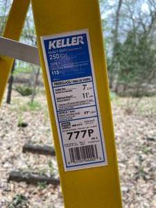 lot 197 image: Keller 7 Foot Step Ladder Model 779P