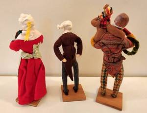 lot 214 image: Trio of A Christmas Carol Figures