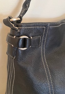 lot 138 image: Ann Taylor Leather Handbag