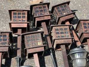 lot 277 image: Solar Garden Lights