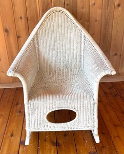 lot 294 image: Vintage Wicker Rocking Chair