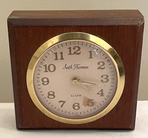 lot 302 image: Trio of Vintage Seth Thomas and Gilbert Clocks