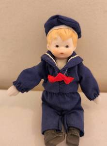 lot 284 image: Pair of Vintage Bisque Dolls