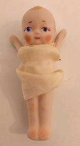 lot 285 image: Three Miniature Vintage Porcelain Dolls