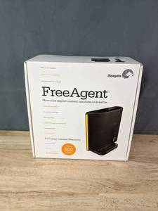 lot 43 image: NEW Seagate FreeAgent Desktop Drive 500GB R