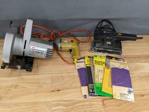 lot 124 image: Black & Decker 7-14 Circular Saw, Sheet Sander and Corded Drill R