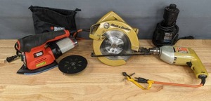 lot 137 image: Vintage Black & Decker Circular Saw, 38 Drill and More R