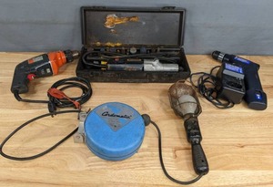 lot 141 image: Wen 38 Cordless Drill, Vintage Craftsman Vari-Speed Grinder with Accessories and Case, Vintage Montgomery Ward Powr Kraft 3-in-1 Tool Hammer Drill, Vintage Cordomatic Shop Light   R