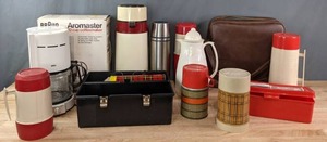 lot 146 image: Braun Aromamaster 10-Cup Coffee Maker, Vintage Lunchboxes, Thermoses, Coffee Decanters, and More  R
