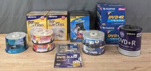 lot 136 image: NEW Black Compact Discs and Slim Cases DVDR, DVD-R, DVDRW and More R