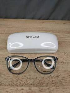 lot 261A image: NEW Nine West Glasses with Display Lenses NW5167 and Case L