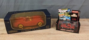 lot 200A image: NEW Model Cars 118 Scale Carmania Hobby Class Chevrolet Corvette & 143 Scale 63 Corvette J