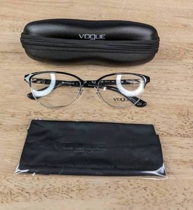 lot 140A image: NEW Vogue Womens Eye Glasses with Display Lenses L