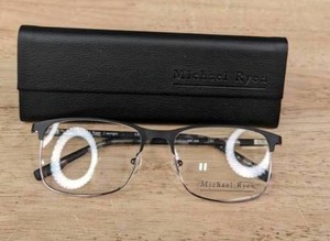 lot 320A image: New Michael Ryen Mens Eye Glasses with Display Lenses L