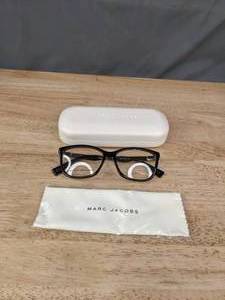 lot 97A image: New Marc Jacobs Glasses with Display Lenses  L